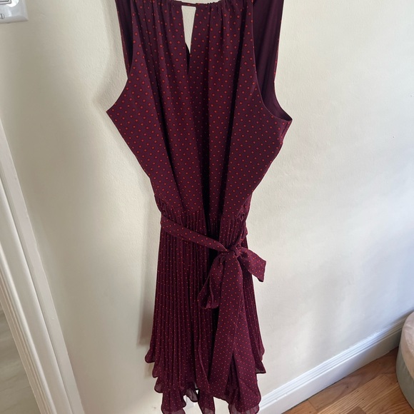 Elegant Burgundy Polka Dot Dress - Picture 1 of 6